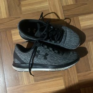 Under armor Kid shoes